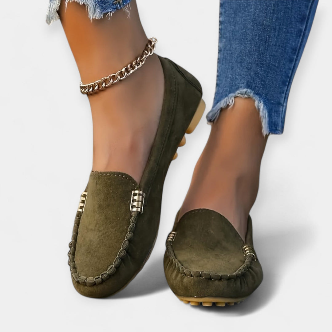 Loafers με Μεταλλική Λεπτομέρεια
