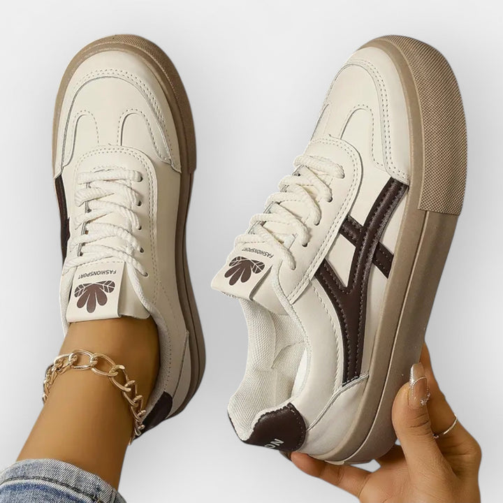Sneakers με Ρετρό Πλατφόρμα